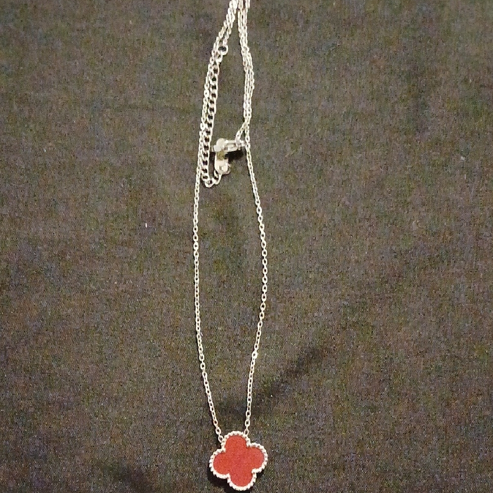 Elegant Stainless Steel and Red Clover Pendant Necklace